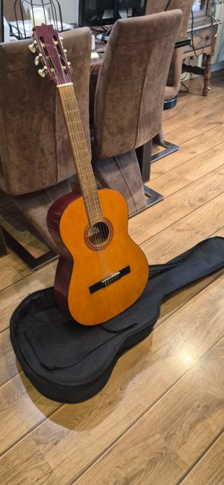 Guitarra Española con Funda