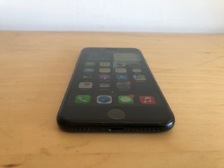 iPhone SE 2020 64GB iOS 27