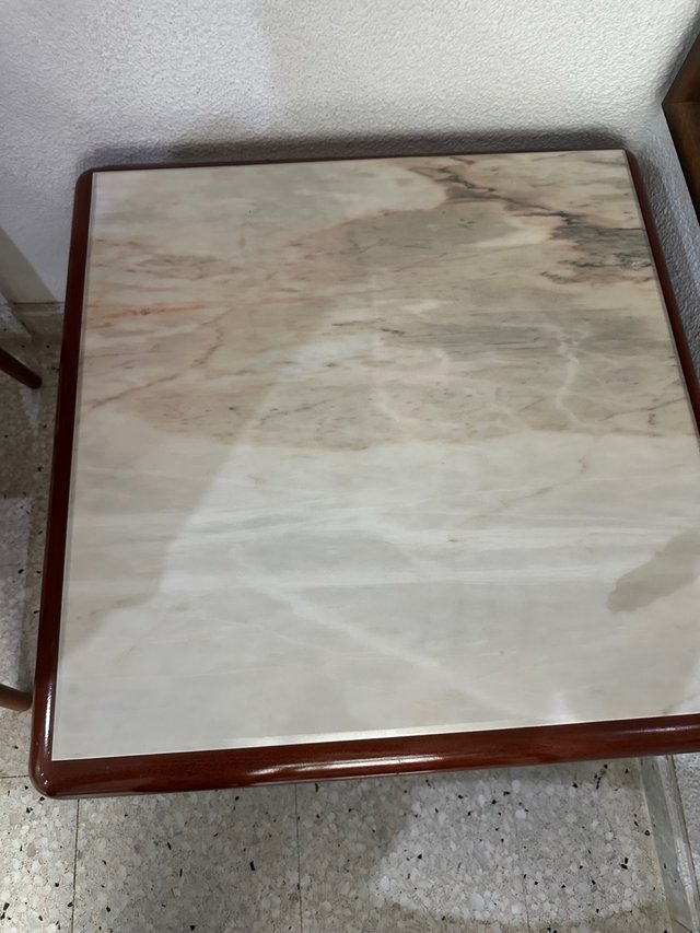 Mesa auxiliar madera y mármol