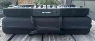 Controladora DJ Numark Mixstream Pro+
