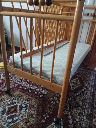 Cuna de Madera con Colchón