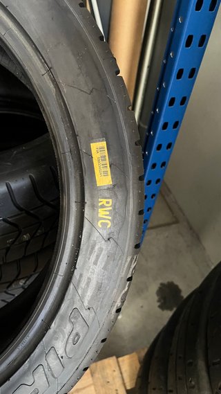 Ruedas Pirelli RWC