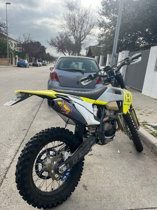 Husqvarna 350 FE 2021 Rockstar Edition