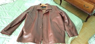 Chaquetón de piel marrón