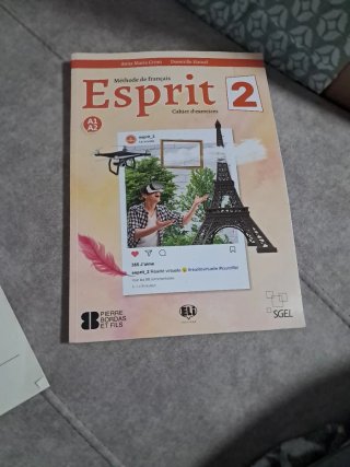 Libros de texto Tecnología, inglés, francés