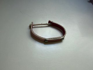 Pulsera cuero rosa con nombre ANGELA