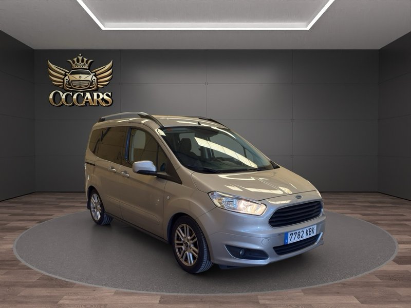 Ford Transit Courier 2017, foto 3
