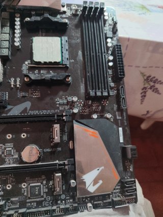 Gigabyte B450 AORUS ELITE AM4 DDR4 Rev. 1.0