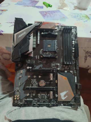 Gigabyte B450 AORUS ELITE AM4 DDR4 Rev. 1.0