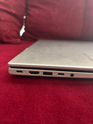 Portátil Asus Vivobook Plateado