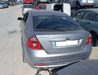 Ford puerta trasera derecha mondeo berlina 466985