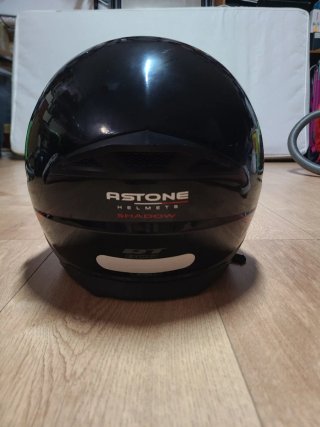 Casco modular Astone moto.