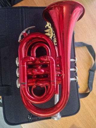 Trompeta Pocket Roja