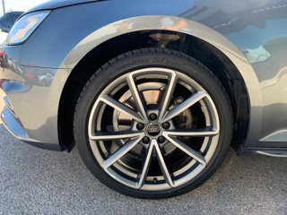 Audi A4 Black line 2.0 TDI 110kW S tronic Avant