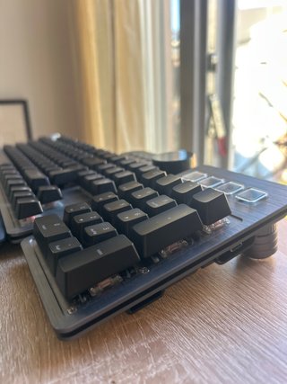 Teclado Mecánico Mountain Everest Max Completo