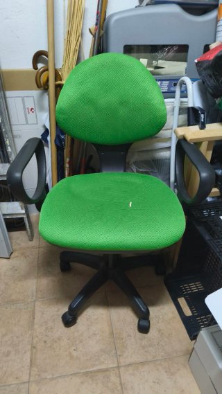 Silla de escritorio ergonómica verde