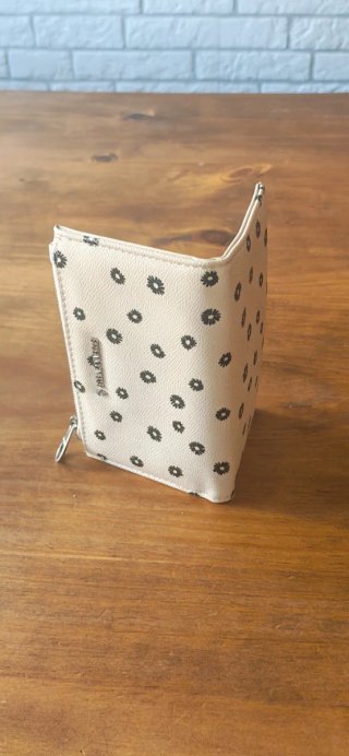 Monedero Stradivarius