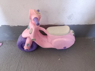 Moto correpasillos infantil rosa