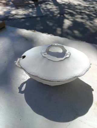 Sopera Antigua Pickman - La Cartuja