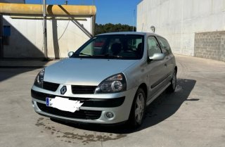 Renault Clio 2004