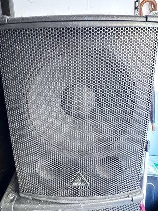 Subwoofer Activo Behringer B1500XP 15