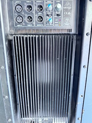 Subwoofer Activo Behringer B1500XP 15