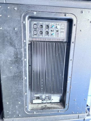 Subwoofer Activo Behringer B1500XP 15