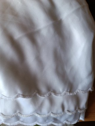 Edredón blanco con bordados