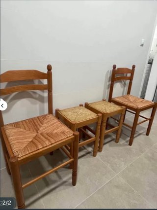 Conjunto de 2 Sillas y 2 Taburetes Rústicos