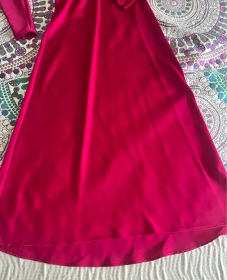 Vestido Satinado Fucsia Zara