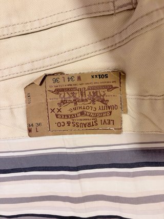 Pantalón corto Levi's beige