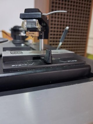 Tocadiscos Bettor EF-280 Plata