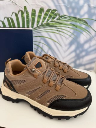 Zapatillas hombre.  Número42
