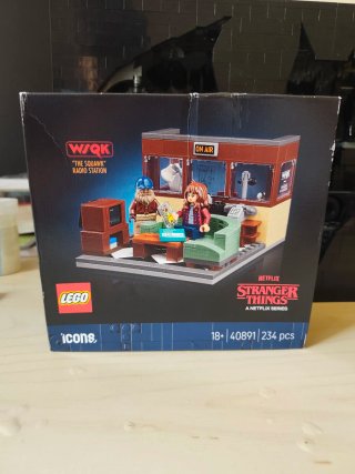 LEGO 40891 Stranger Things The Squawk Radio Statio