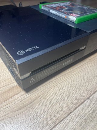 Xbox One con 2 Mandos y Juego