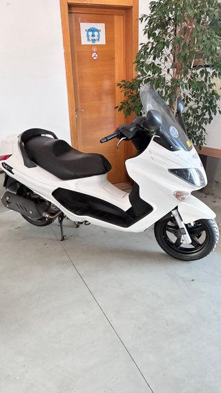 Piaggio X8 125cc Blanca