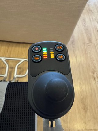 Silla de Ruedas Eléctrica Plegable