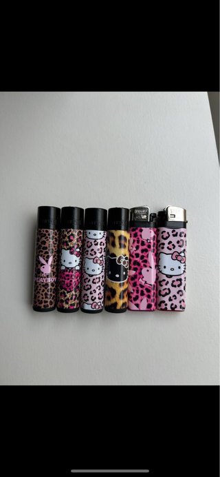Mecheros Hello Kitty y Playboy