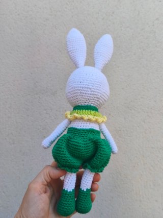 Muñeco Amigurumi Conejo a Crochet