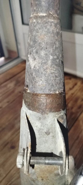 Tubo de escape para moto
