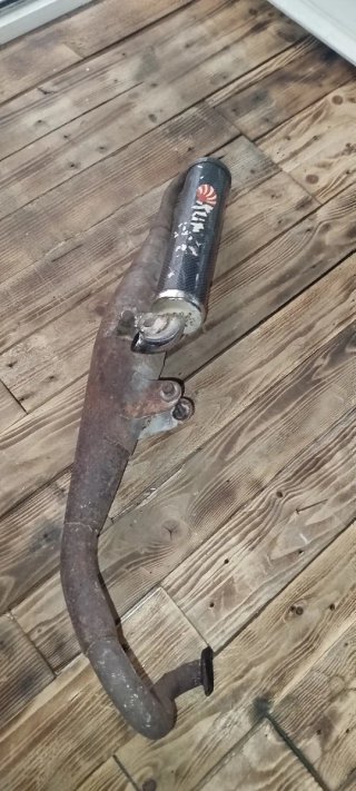 Tubo de escape para moto