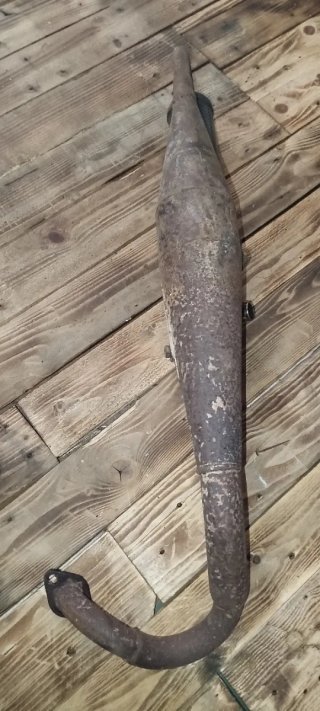 Tubo de escape para moto