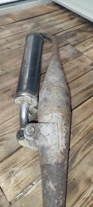 Tubo de escape para moto