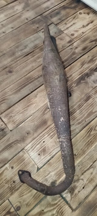 Tubo de escape para moto