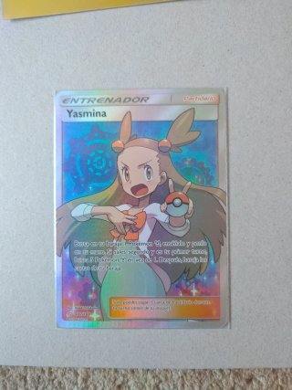 Carta Pokémon Yasmina (177/181)