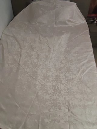 Mantel Redondo Jacquard Floral Vintage 220 cm