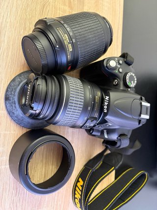 Cámara Nikon D5000 + Accesorios