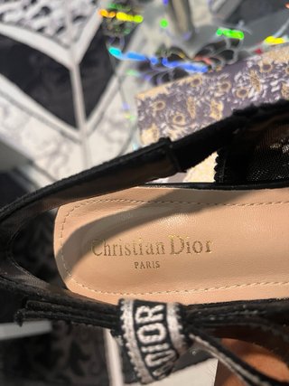 Tacchi Dior neri e oro