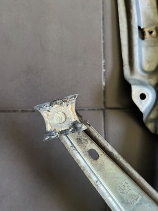 Tijera alza cristal D BMW E36