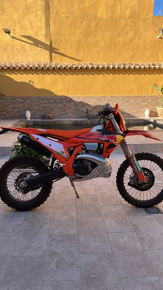 Moto KTM Enduro/Motocross Naranja/Roja